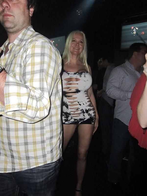 18P Lori: Slutty Fake Tit MILF