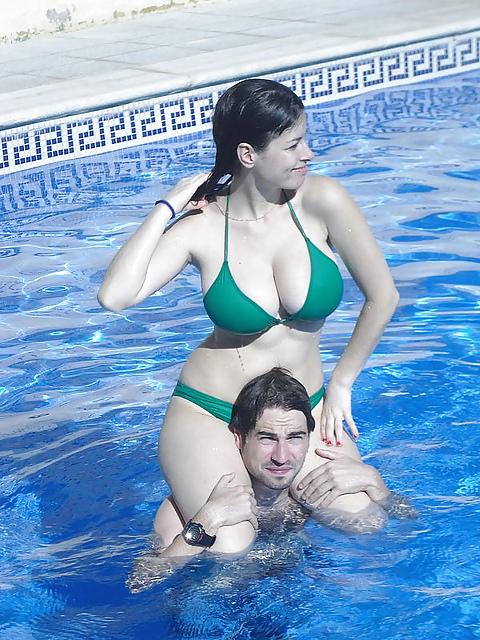 25P Amateur Beach And Pool