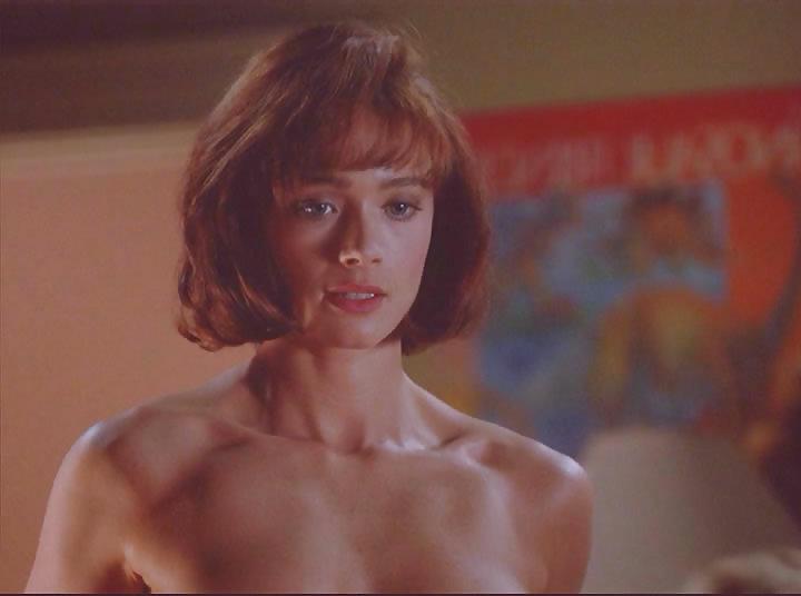 25P Lauren Holly Ultimate Collection