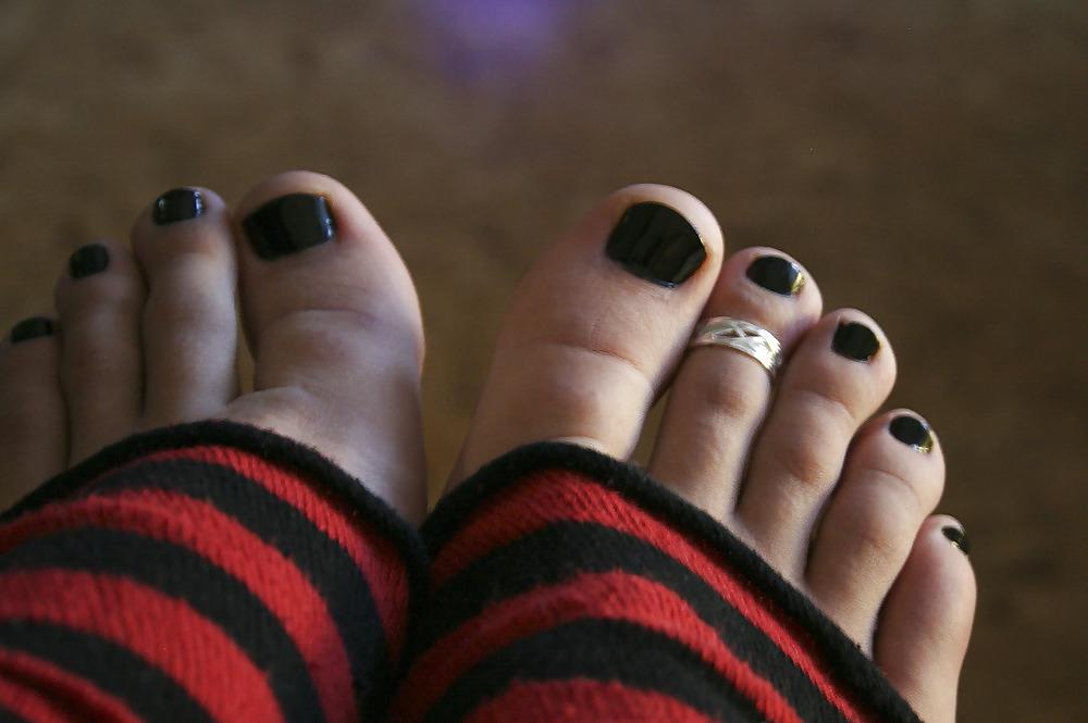 25P Black Polish