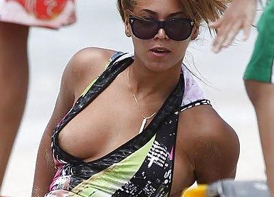 25P Celebrity Nip Slip 2