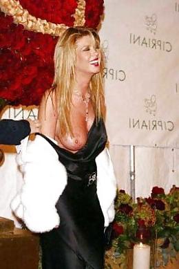 25P Celebrity Nip Slip 2