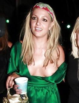 25P Celebrity Nip Slip 2