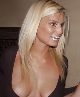 25P Celebrity Nip Slip 2