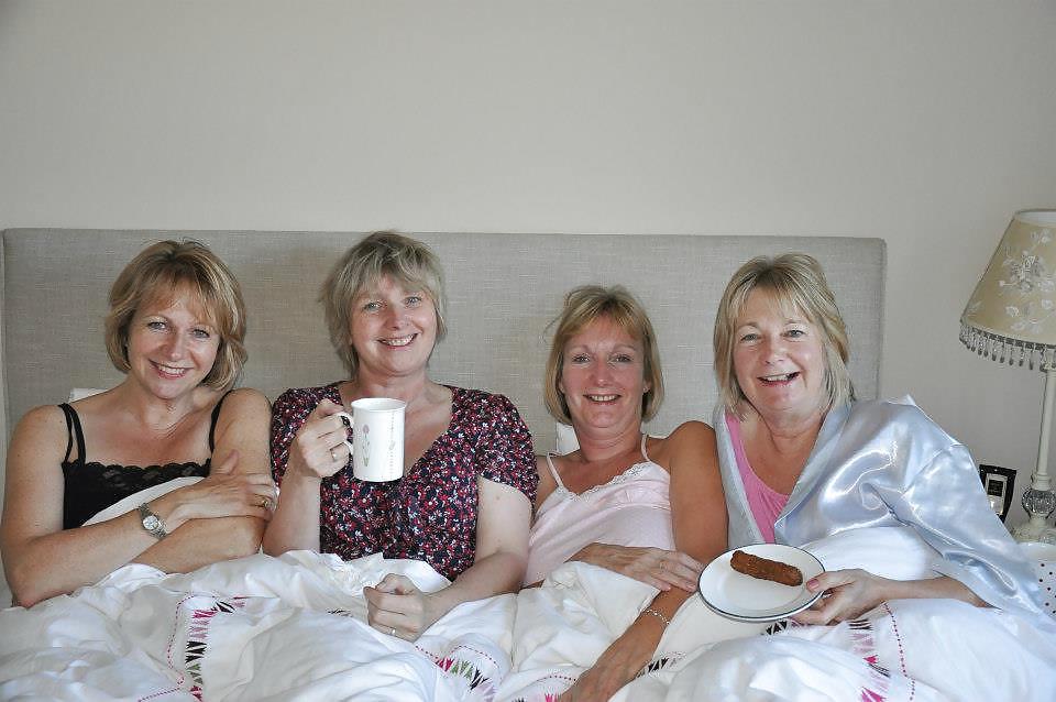 25P Gilf Milf Teen