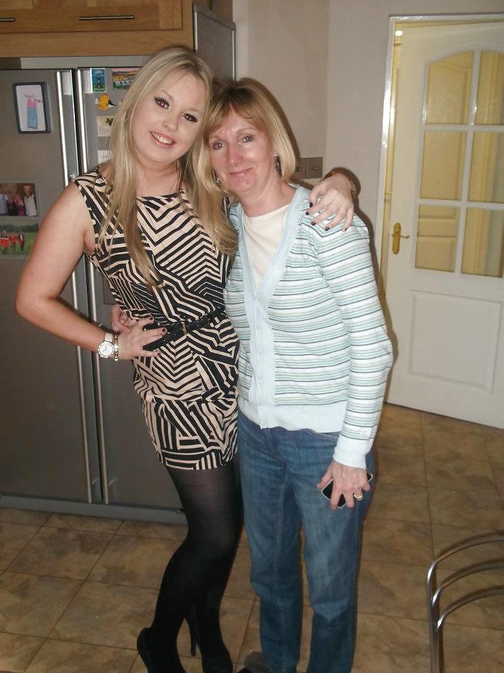 25P Gilf Milf Teen
