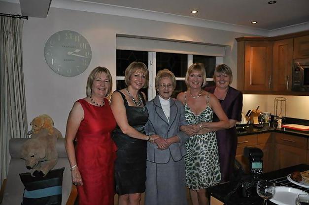 25P Gilf Milf Teen