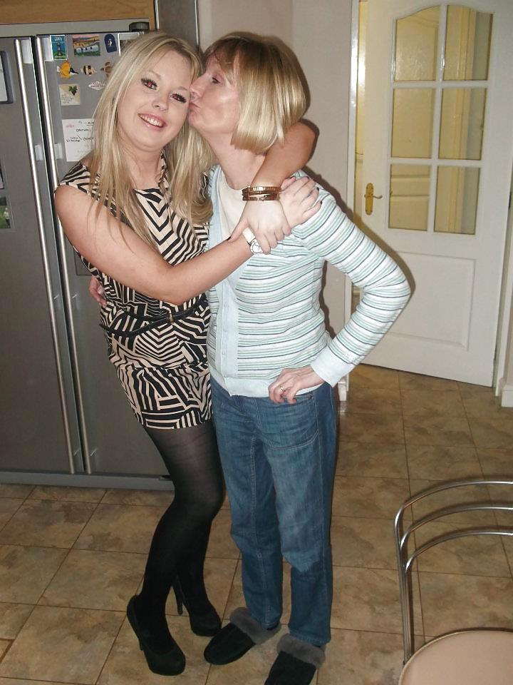 25P Gilf Milf Teen