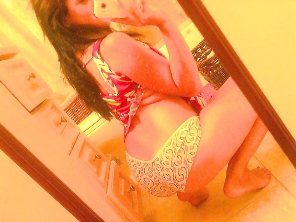 25P A cuban girl called Aylin T.