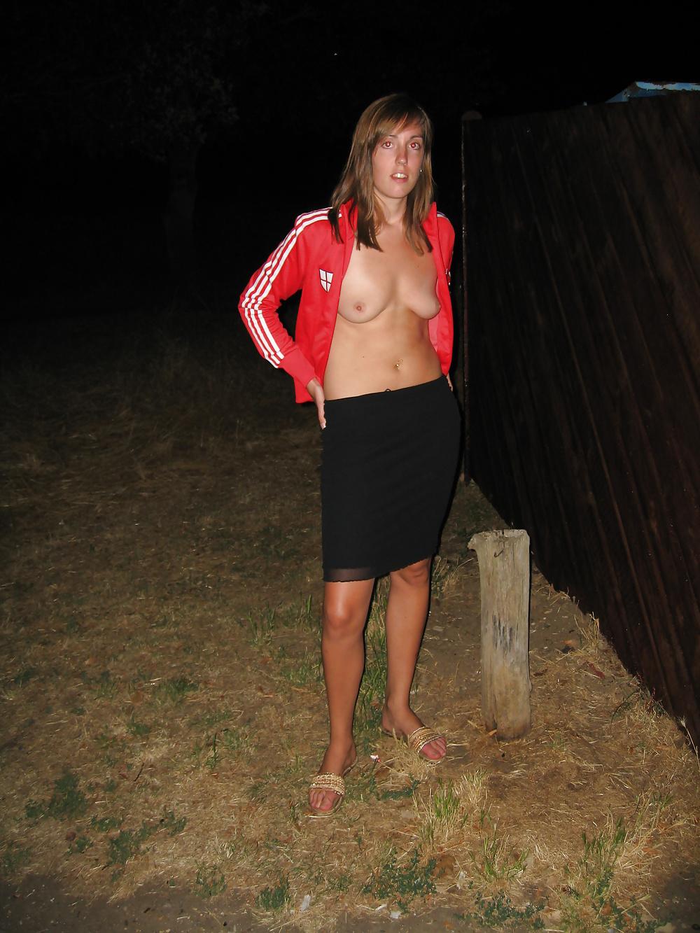 16P Boyfriend take pictures