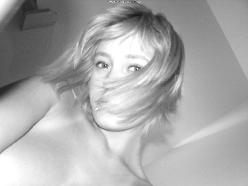 21P Gorgeous big natural tits blonde tease