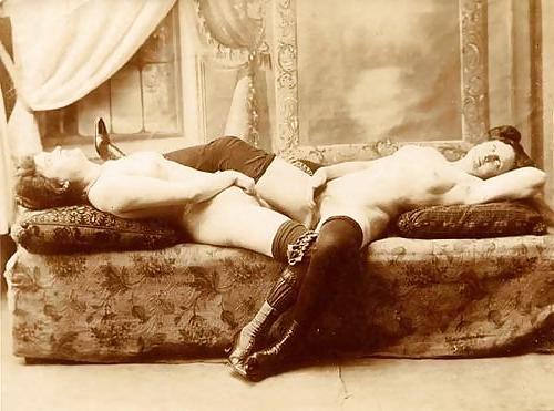 7P Vintage Lesbian