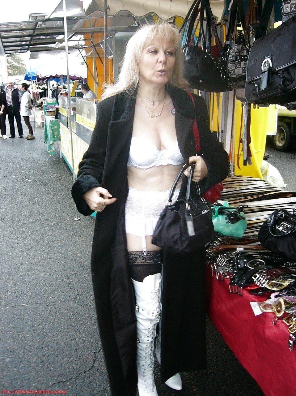 25P Seksy Babcia (GILF) Monika