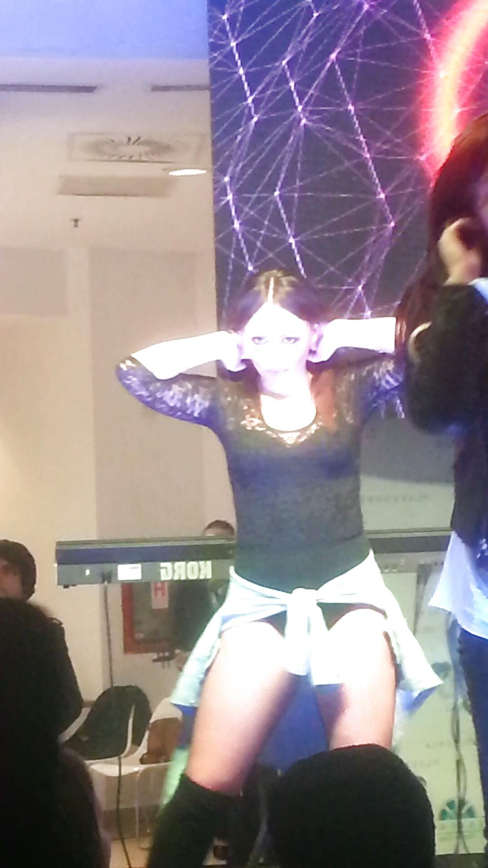 25P Spy sexy teens dancer romanian