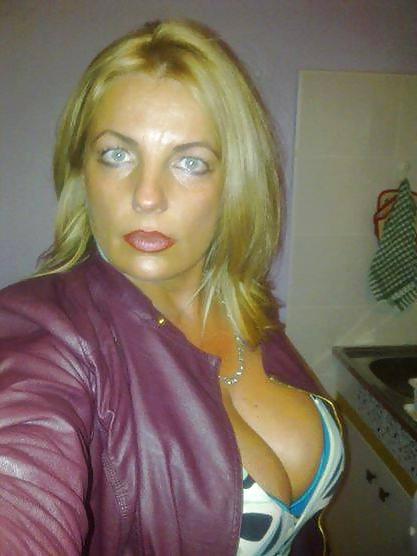 25P Milf and mature NOT NUDE voll 3