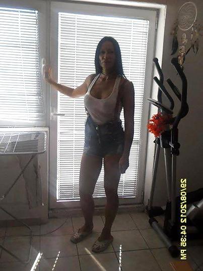 25P Milf and mature NOT NUDE voll 3