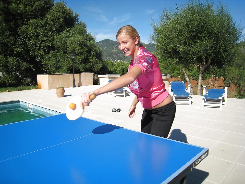 9P Nackt Tischtennis gespielt und geil eingelocht