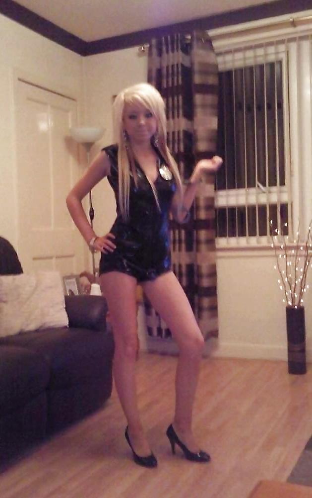 25P Would you empty your balls in these chavs? 5