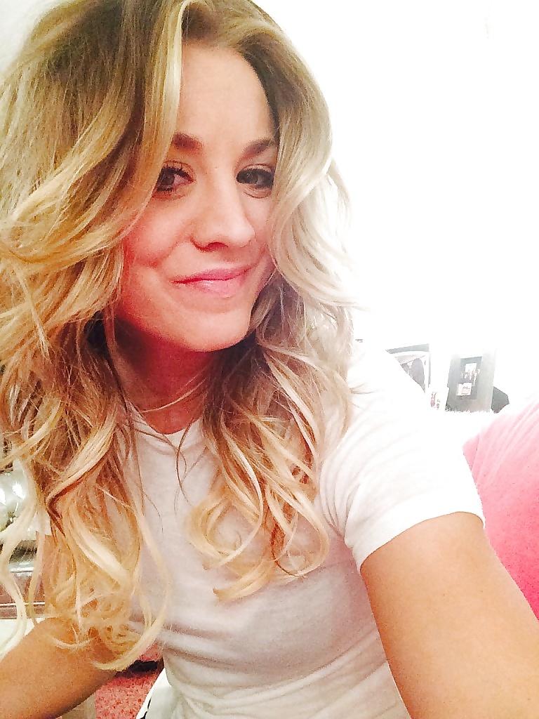 20P Kaley Cuoco (Leaked Photos) 