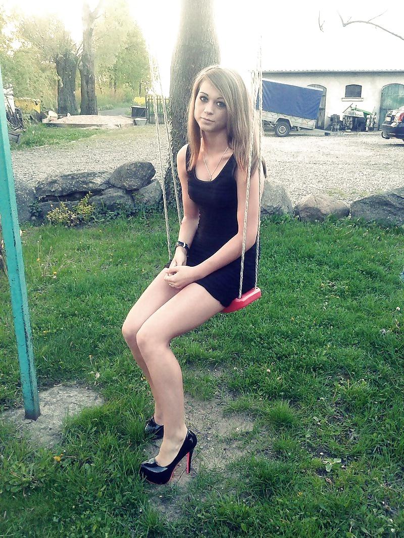 16P Polish High Heels Girls