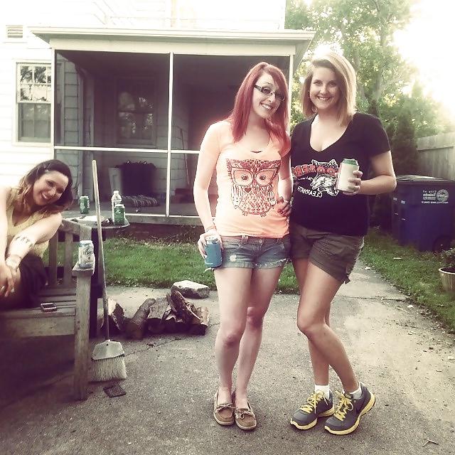 25P College hookup Alaina her big tits