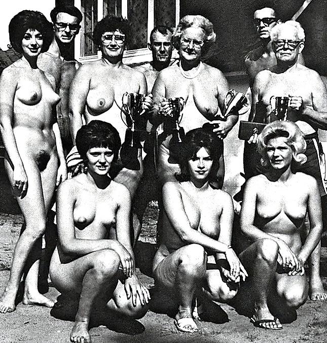 20P Vintage mature nudist 3