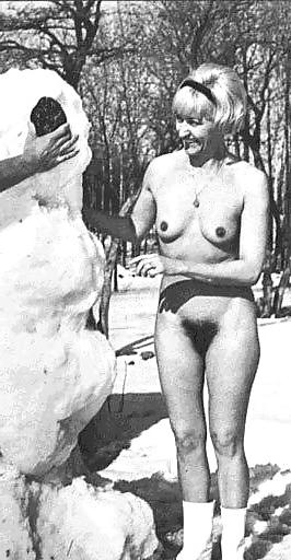 20P Vintage mature nudist 3