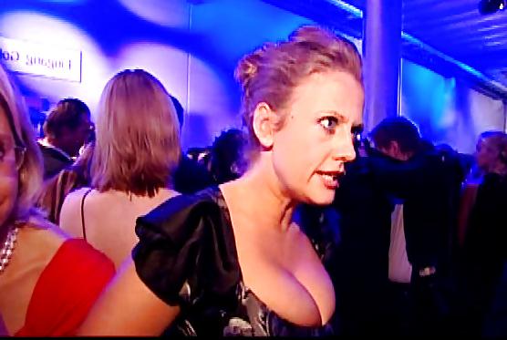 17P Barbara Schoeneberger hot busty Promiflash 