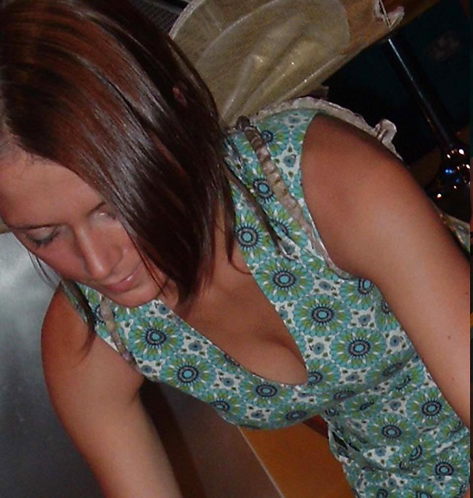 11P Pretty Irish Pauline (plus her Valentine underwear)
