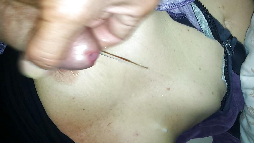 10P Cum on tits's wife and put dick in mouth 