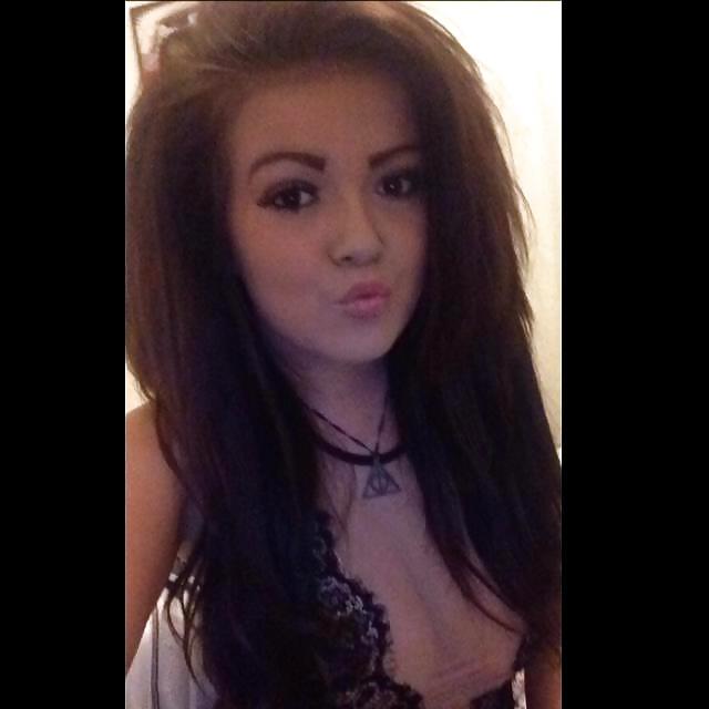 10P Would you empty your balls in chav Jenna?