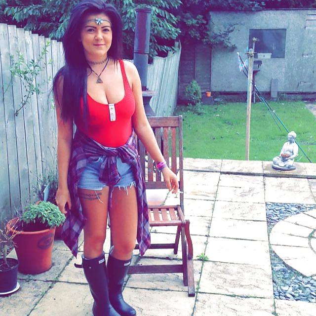 10P Would you empty your balls in chav Jenna?