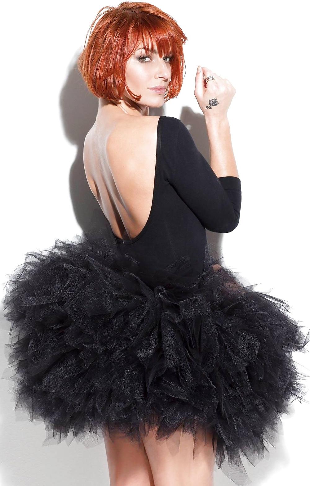 25P Fauve Hautot french danseuse