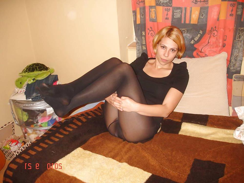 25P Pantyhose milf