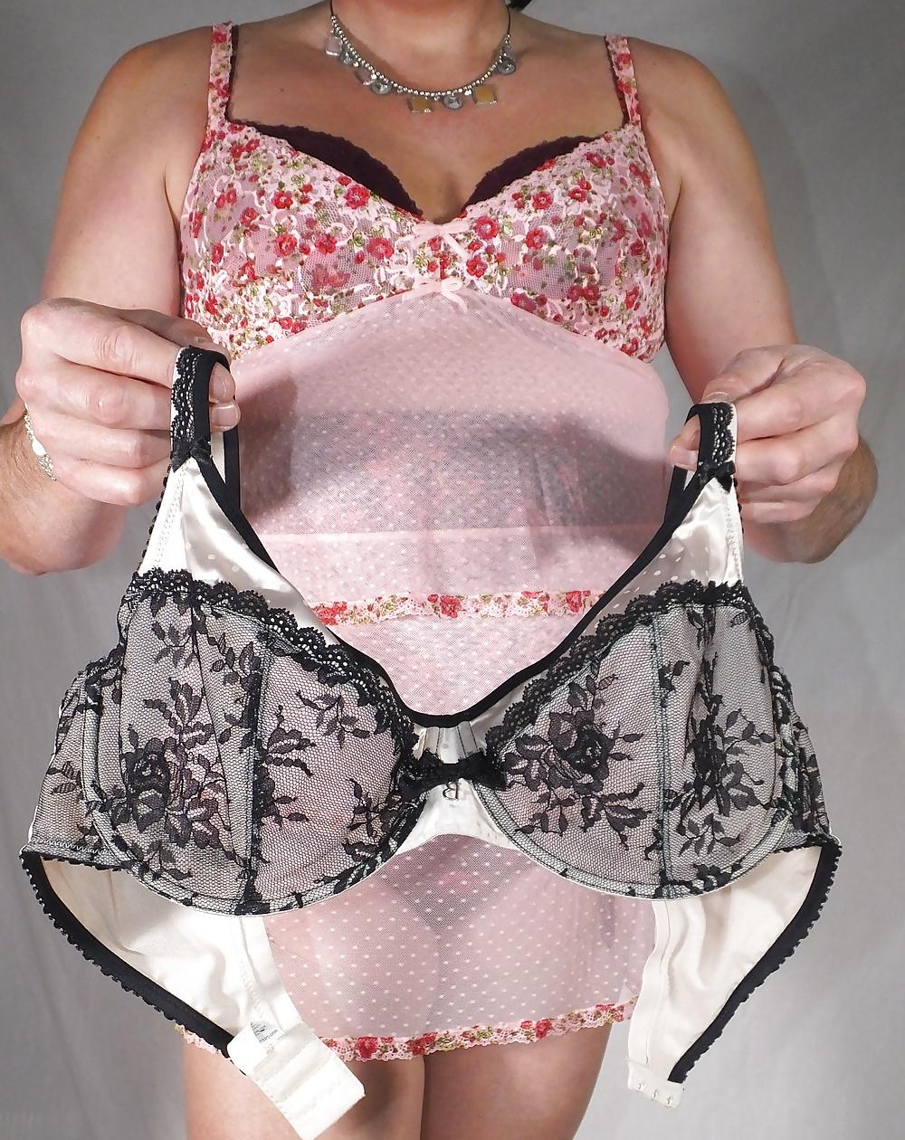 25P Shemale And Crosdresser  Vintage Beige Panty Gossard