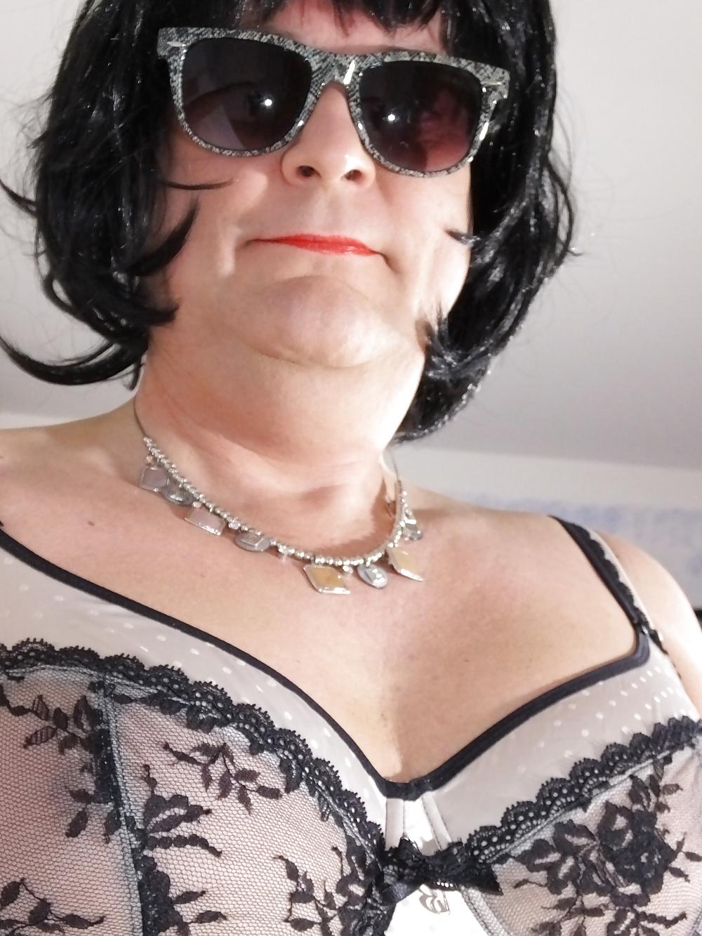 25P Shemale And Crosdresser  Vintage Beige Panty Gossard
