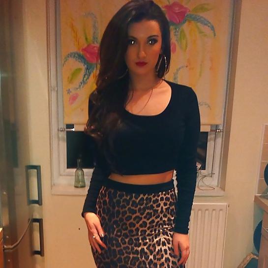 25P Would you empty your balls in chav Lucy?