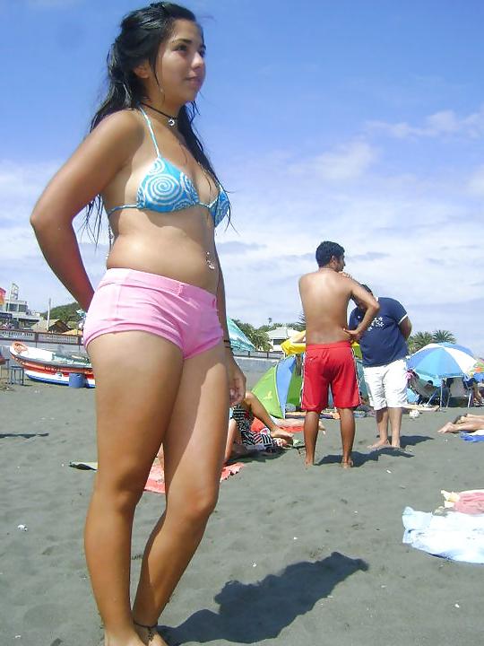 25P En la playa y la piscina