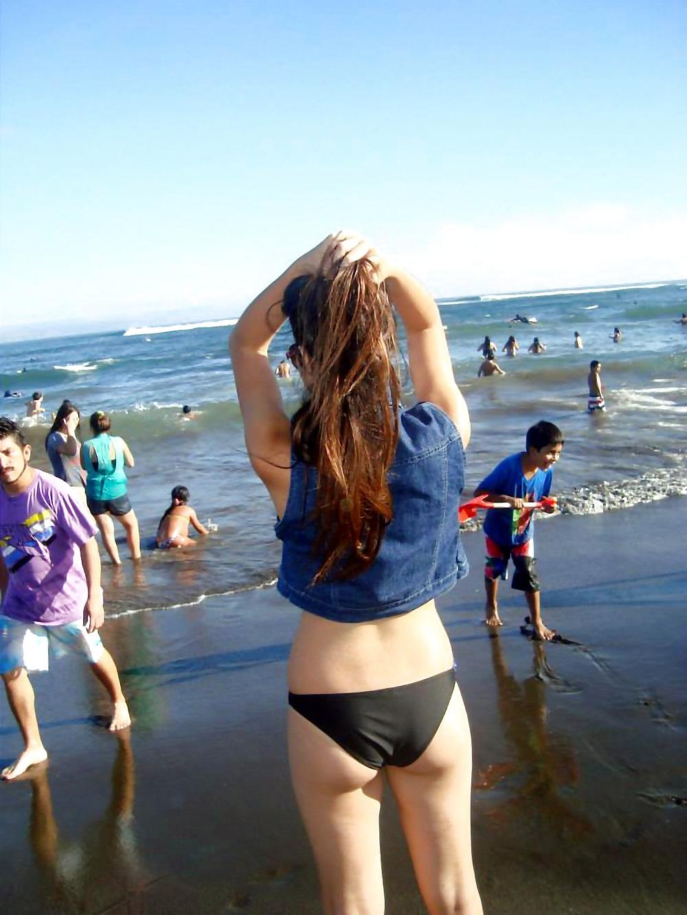 25P En la playa y la piscina
