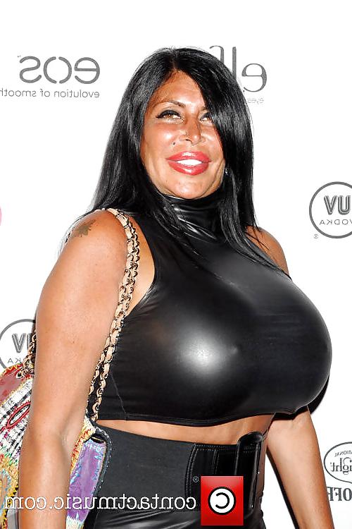 25P Big Ang alias Angela Raiola – Mob Wives MILF