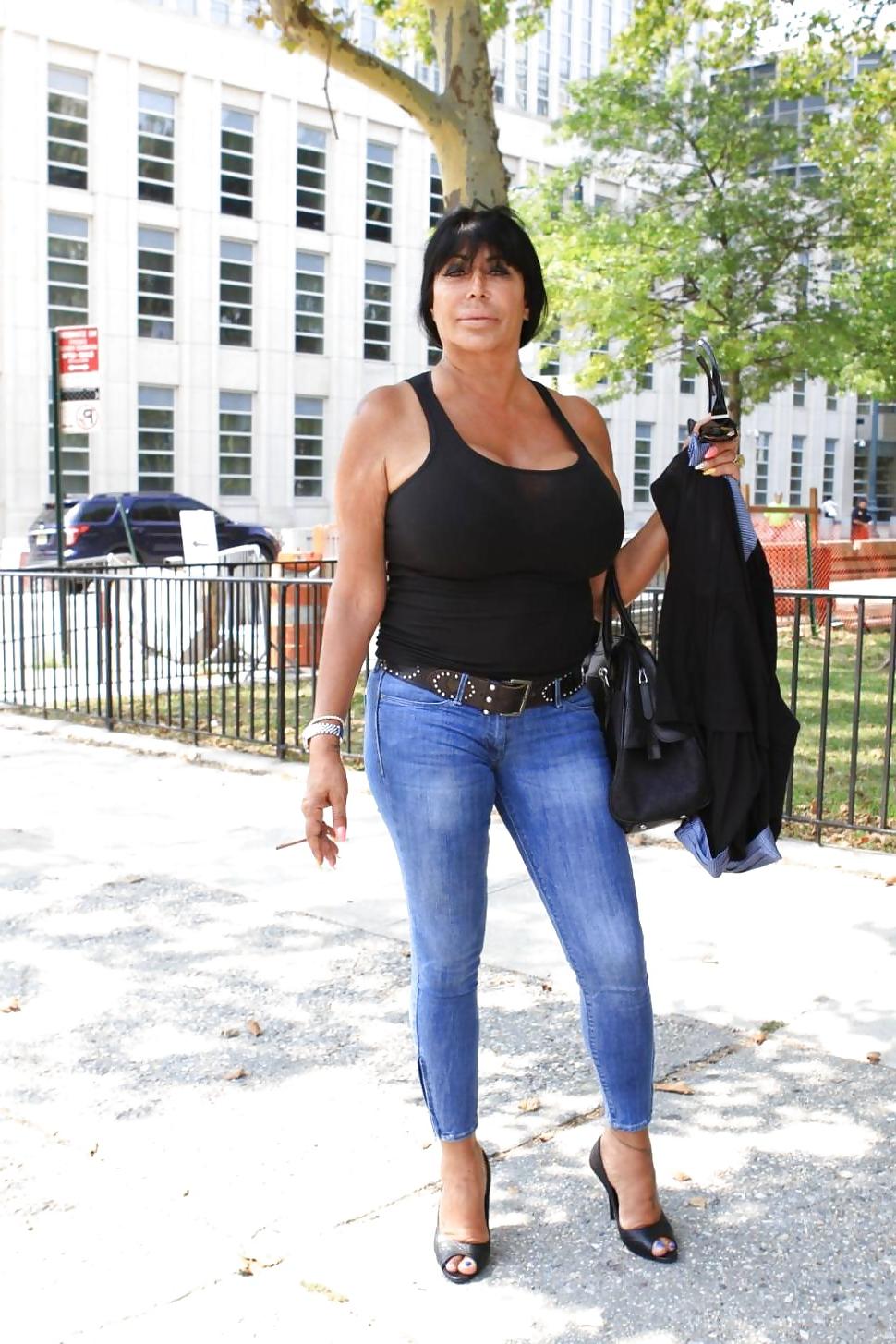 25P Big Ang alias Angela Raiola – Mob Wives MILF