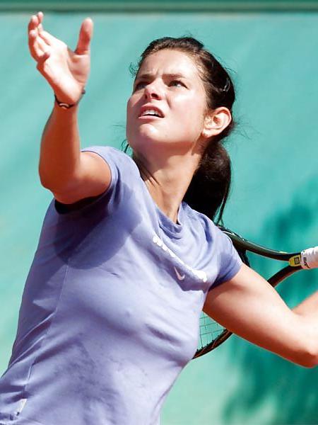 20P Julia Goerges