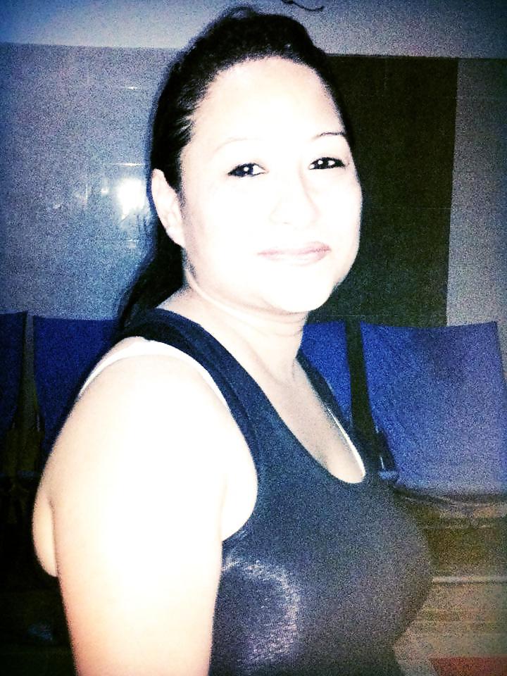 25P Sexy nepali mom (MRS JOSHI)