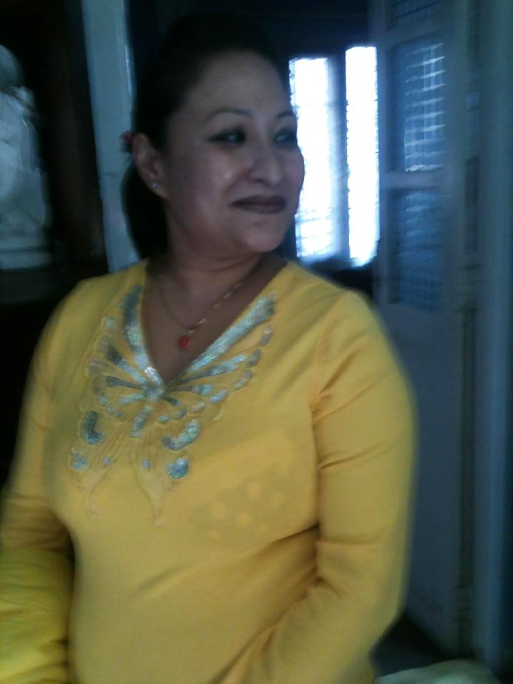 25P Sexy nepali mom (MRS JOSHI)