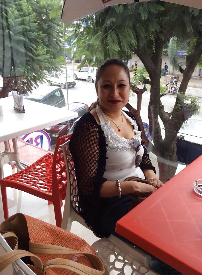 25P Sexy nepali mom (MRS JOSHI)