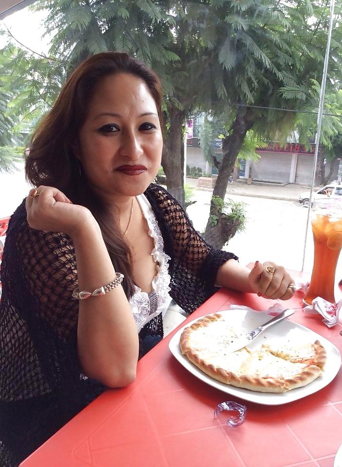 25P Sexy nepali mom (MRS JOSHI)