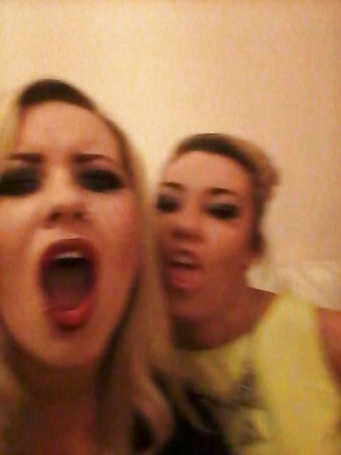 25P Facebook girls Irish 