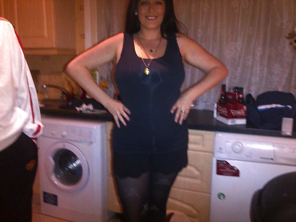 8P Irish chubby MILF from Cork