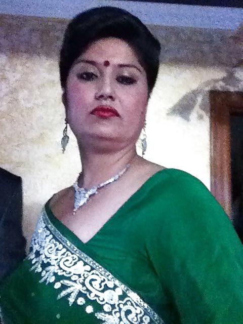 25P Sexy nepali mom SABITA THAPA