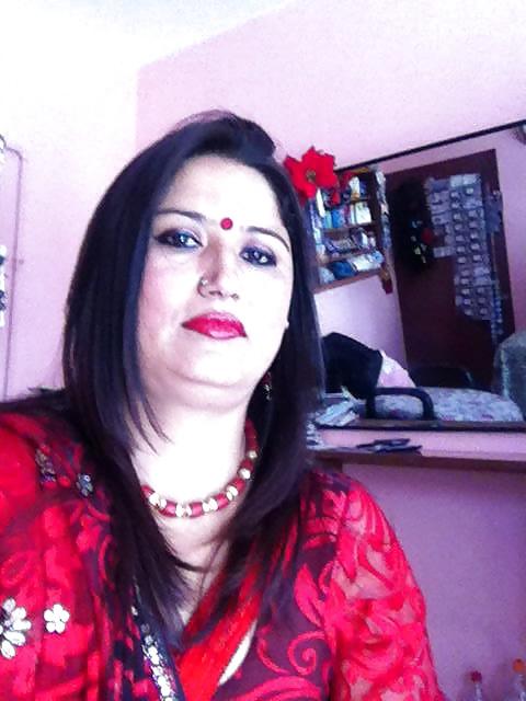 25P Sexy nepali mom SABITA THAPA